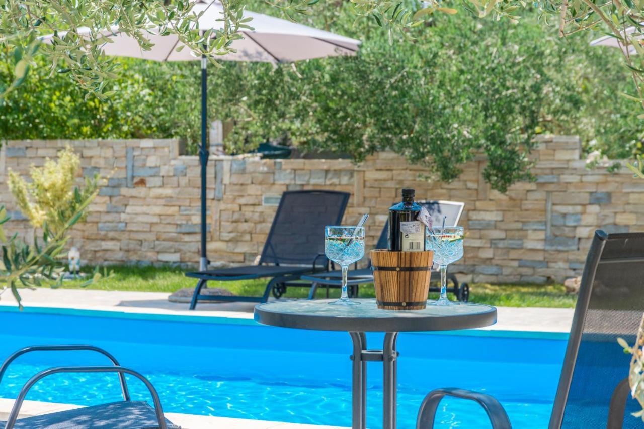 Agape Apartments 비오그라드나모루 외부 사진