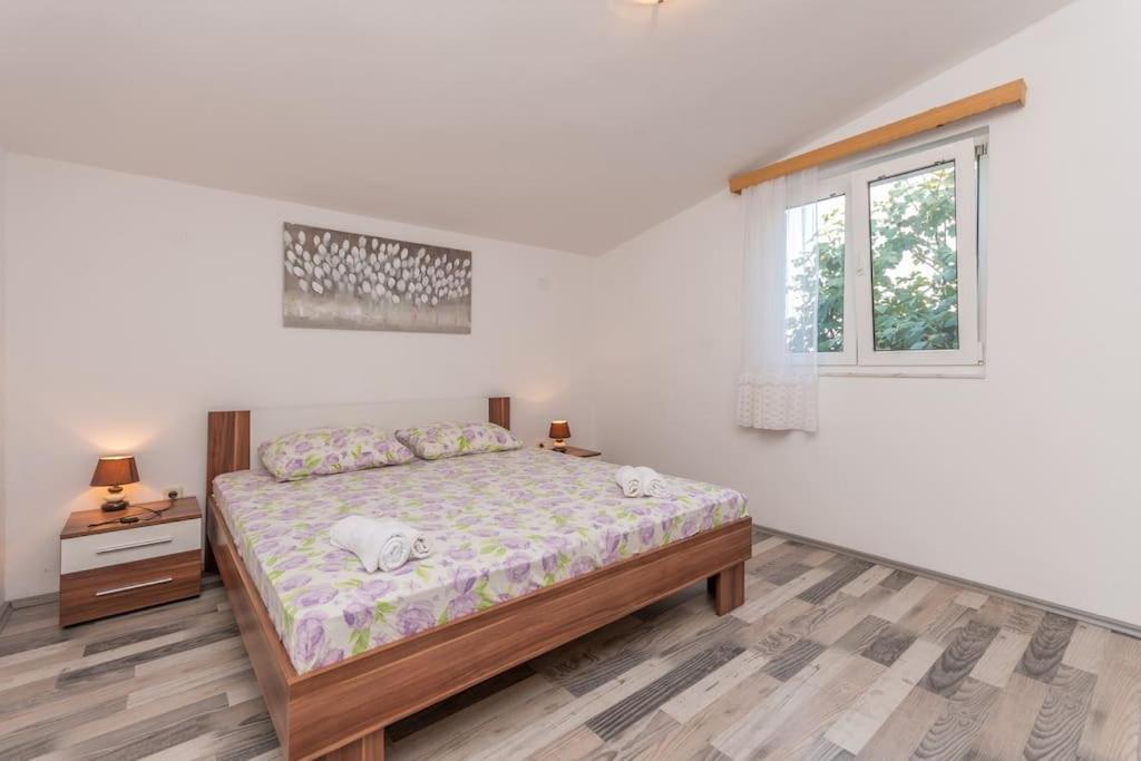 Agape Apartments 비오그라드나모루 외부 사진